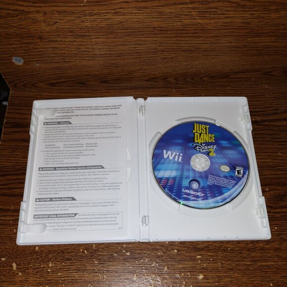 Just Dance Disney Party 2 (Nintendo Wii, 2015) - Picture 2 of 3